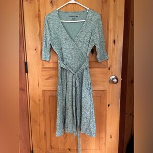 Light blue dress with ties at the waist from Toad&Co
